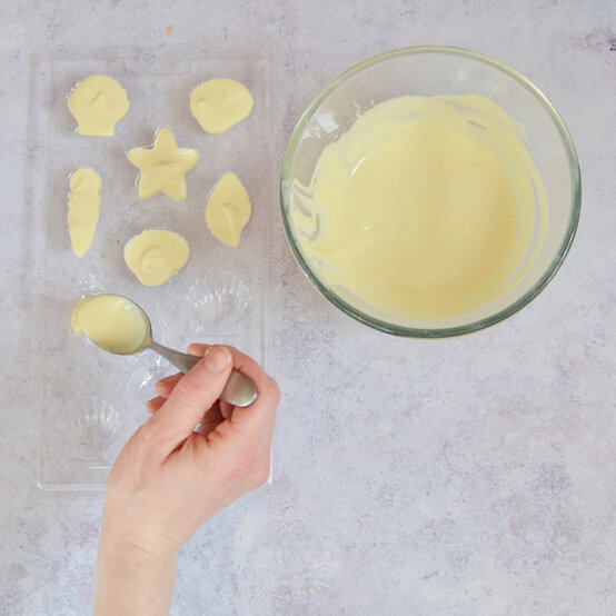 shell-chocolates4.jpg?sw=554&q=85