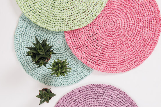 raffia-placemat-cover.jpg?sw=554&q=85