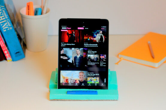clay-ipad-stand-little-button-diaries-16.jpg?sw=554&q=85