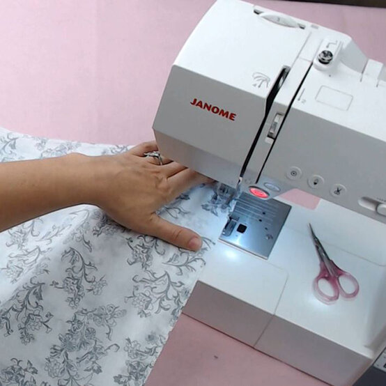 mlr-kimono-4.jpg?sw=554&q=85