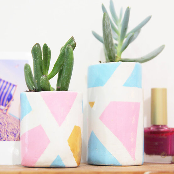 idea_how-to-make-mini-clay-plant-pots_hero.jpg?sw=554&q=85