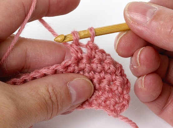 compendium-crochet-3.jpg?sw=554&q=85