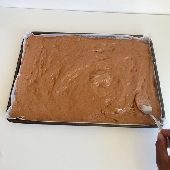 idea_christmas-botanical-yule-log_step9.jpg?sw=554&q=85