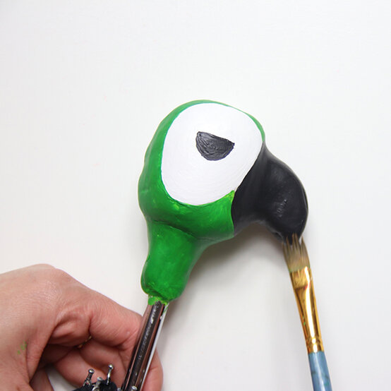 mary-poppins-costume-step12.jpg?sw=554&q=85