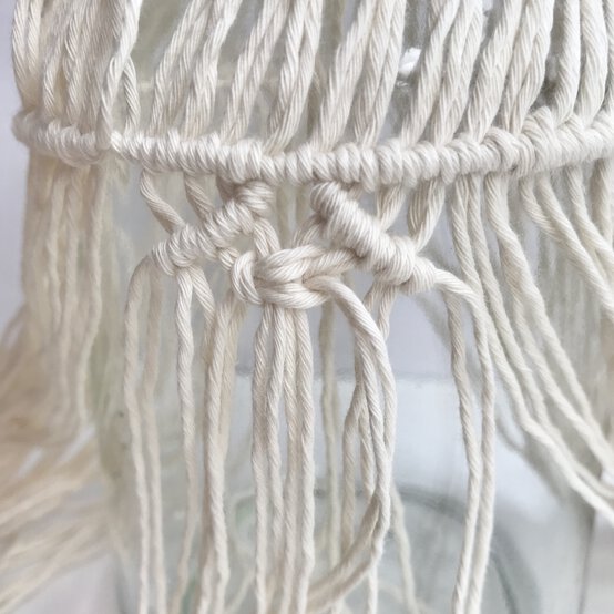 macrame_vase_cover_7.jpg?sw=554&q=85