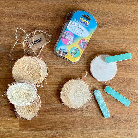 idea%5Fmodern%2Dcalligraphy%2Dplace%2Dcards%5Fstep%2D9.jpg?sw=554&q=85