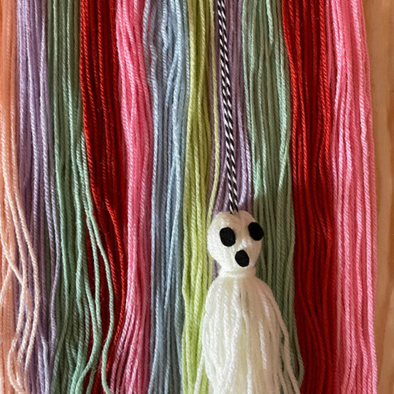 ghost-wall-hanging_6e.jpg?sw=554&q=85