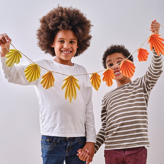 kids-autumn-projects-under-10-hero-4.jpg?sw=554&q=85