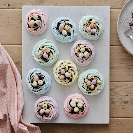 idea%5Fmain%5Fmeringue%2Dnests.jpg?sw=554&q=85