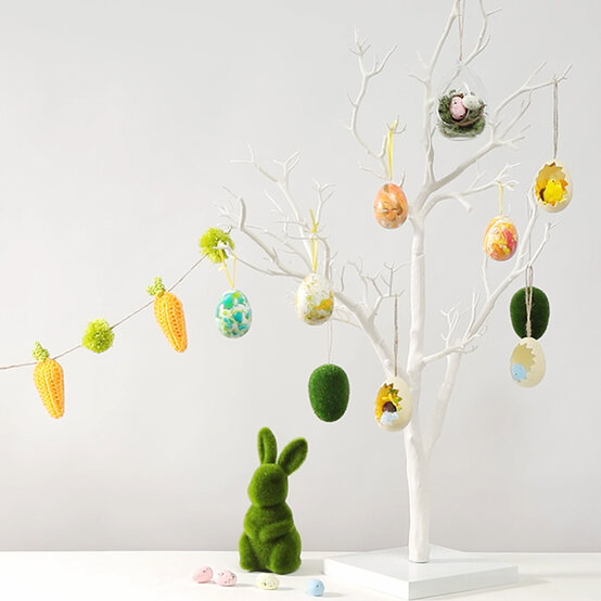 white-twig-tree-easter5.jpg?sw=554&q=85