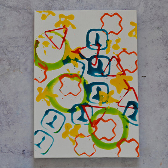 art-ideas-to-do-with-your-baby30.jpg?sw=554&q=85