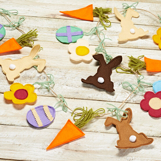 spring-garland-felt.jpg?sw=554&q=85