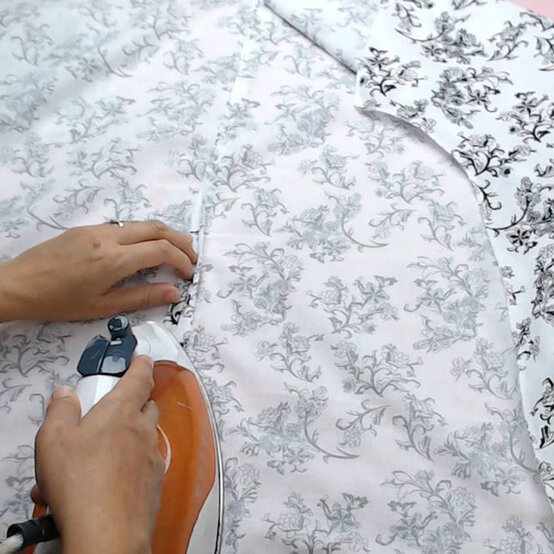 mlr-kimono-6.jpg?sw=554&q=85