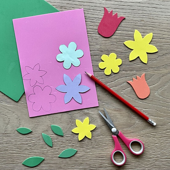 easter-garden_step-2.jpeg?sw=554&q=85