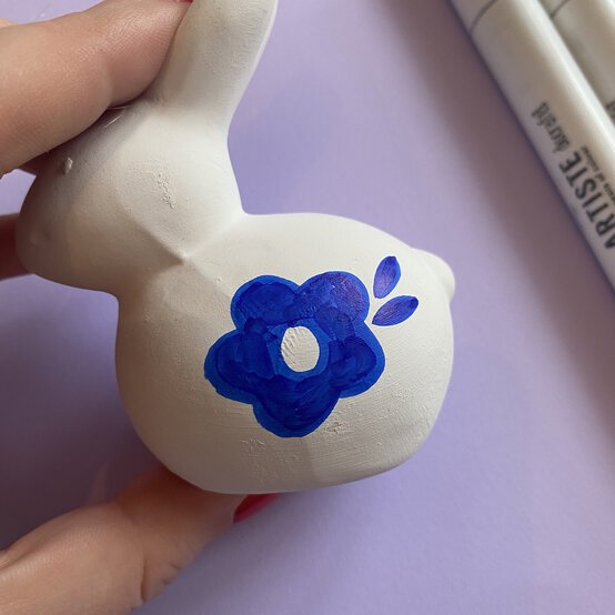 brush_lettered_bunny_pen_step_4.jpg?sw=554&q=85