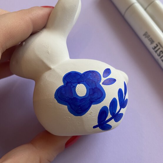 brush_lettered_bunny_pen_step_7.jpg?sw=554&q=85