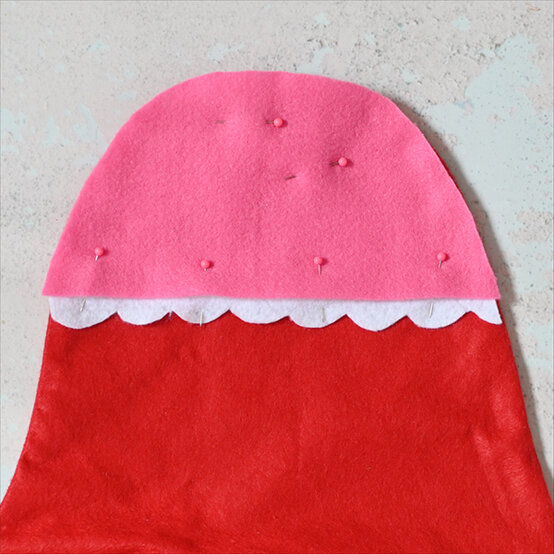 giant-stocking9.jpg?sw=554&q=85