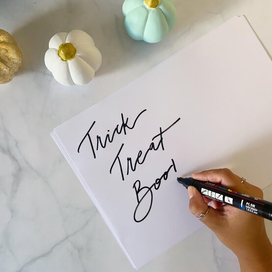 sophisticated-halloween-2020_step-9_1.jpg?sw=554&q=85