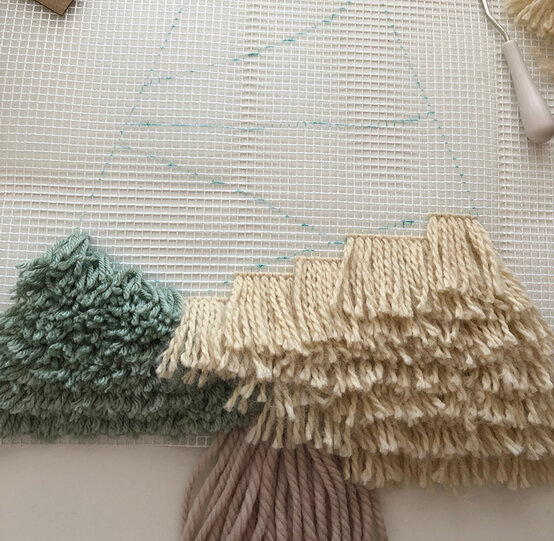 Idea_How-to-make-a-latch-hook-tree_Step-5.JPG?sw=554&q=85