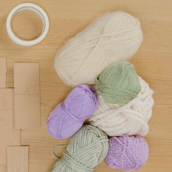 idea_get-started-in-latch-hook_toolguide2.jpg?sw=554&q=85