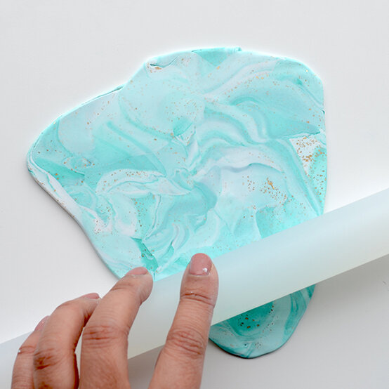 How-to-Make-Clay-Decorations-for-Ramadan_Step12a.jpg?sw=554&q=85