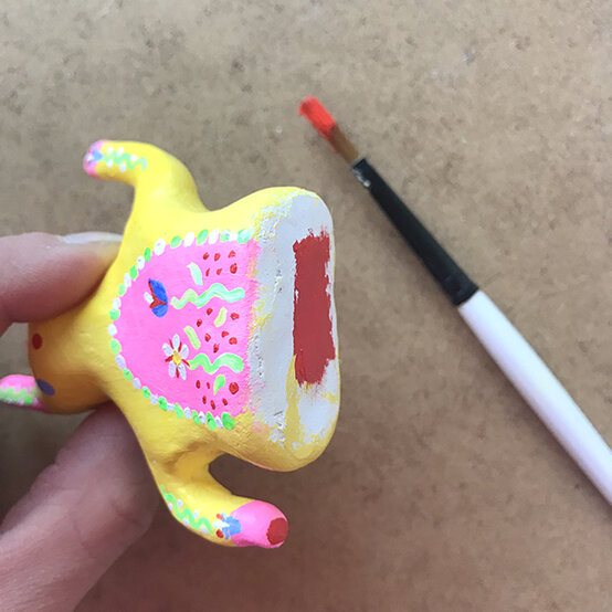 bright-clay-animals-francesca-tiley-17.jpg?sw=554&q=85