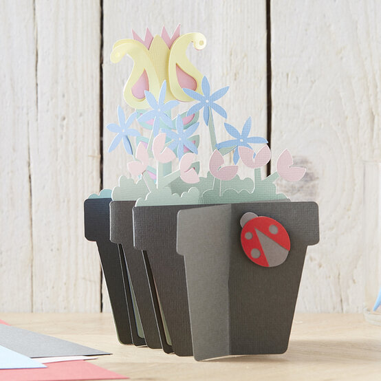 mothers-day-flowerpot-card-square.jpg?sw=554&q=85