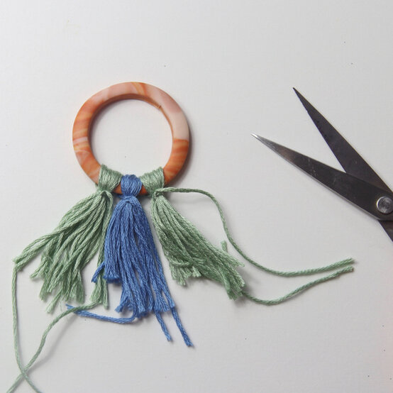 marbled-fimo-jewellery-6.jpg?sw=554&q=85