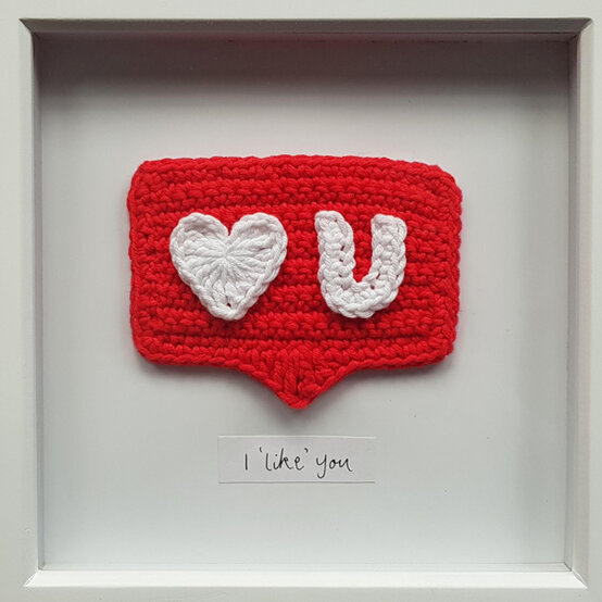 idea_crochet-valentines-insta-finishing_step1b.jpg?sw=554&q=85