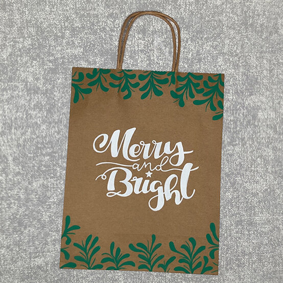 idea_ways-to-personalise-a-christmas-gift-bag-bright_step4.jpg?sw=554&q=85