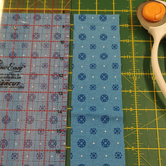 hanukkah_runner_step1.jpg?sw=554&q=85