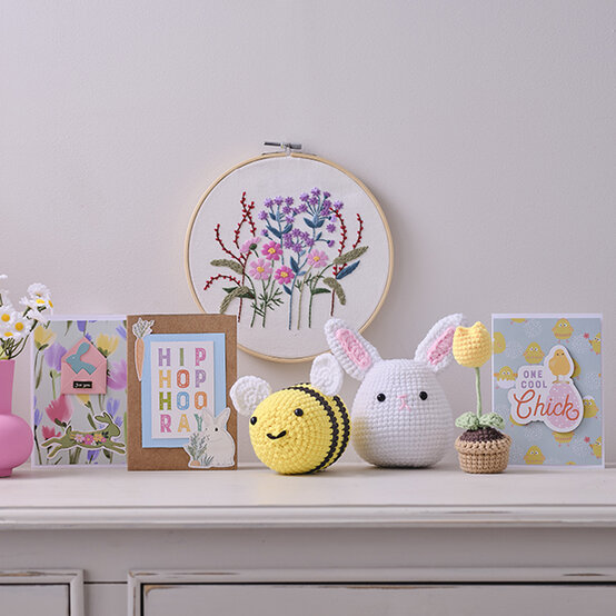 ideas%5Feaster%2Dhamper%2Dideas%5Fcraft%2Dkit.jpg?sw=554&q=85