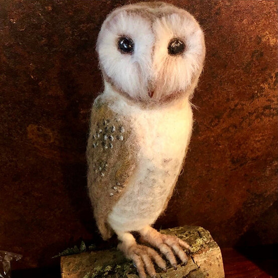 artisan-sarah-farrell-needle-felted-barn-owl.jpg?sw=554&q=85