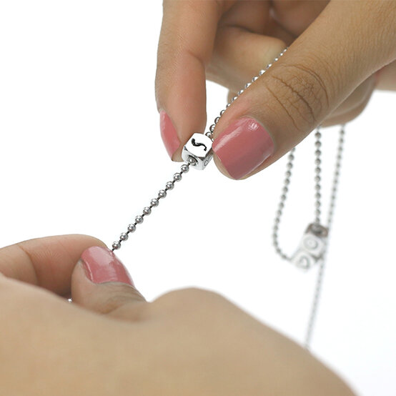 impressart-metal-stamping-bead-necklace-3.jpg?sw=554&q=85