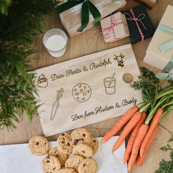 idea_Glowforge-Christmas-Eve-Tray_Step7.jpg?sw=554&q=85