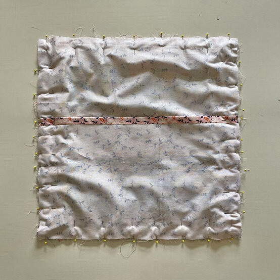 ideas_how-to-sew-a-ruffle-cushion_step-8b.jpg?sw=554&q=85