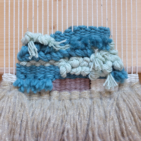 20_xmas_weave.jpg?sw=554&q=85