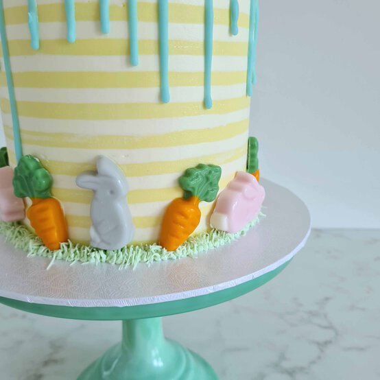 Idea_how-to-make-a-layered-easter-cake_step6e.jpg?sw=554&q=85