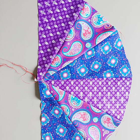 sprocket-cushion-step15.jpg?sw=554&q=85