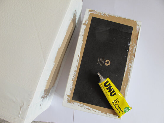 tudor-1.1-.jpg?sw=554&q=85