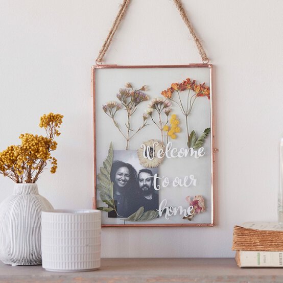 Idea_diy-valentines-gifts-for-couples_welcomeframe.jpg?sw=554&q=85