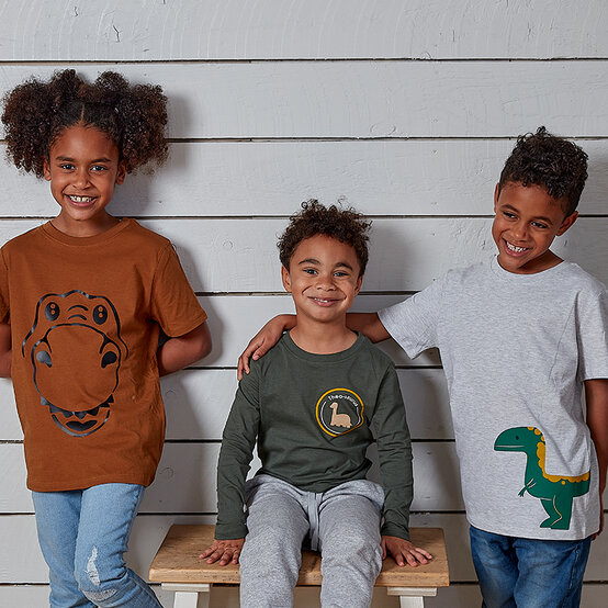 cricut_dinosaur-egg-hunt_tops.jpg?sw=554&q=85