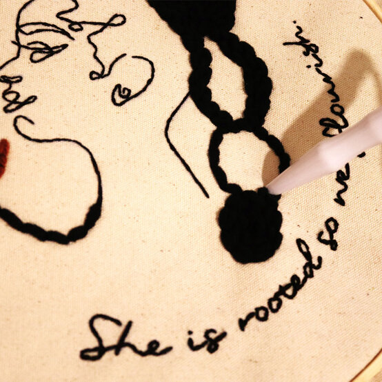 how-to-make-a-punch-needle-tote-bag%20_Step%206.jpg?sw=554&q=85