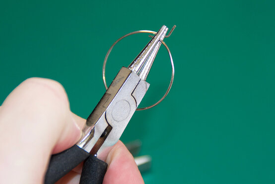 wine-glass-charms-18-of-40-edit-.jpg?sw=554&q=85