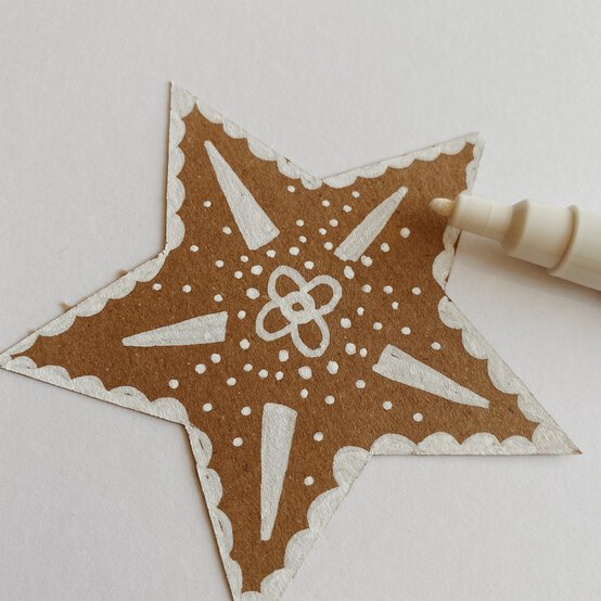 how_to_make_cardboard_decs_step_8.jpg?sw=554&q=85