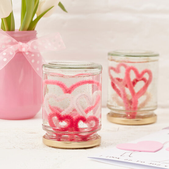 idea_kids-pipe-cleaner-crafts_jar.jpg?sw=554&q=85