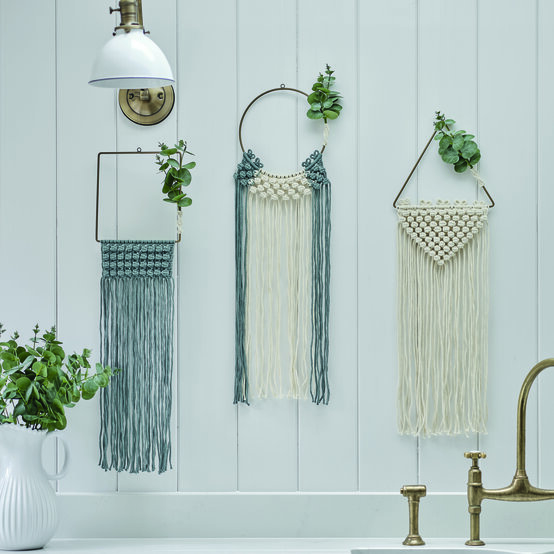 macrame-projects-for-beginners_wreath-trio.jpg?sw=554&q=85