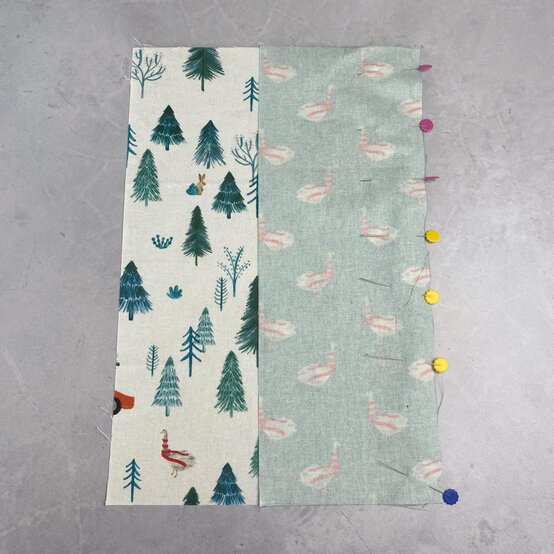 how-to-make-fabric-crackers_step3.jpg?sw=554&q=85