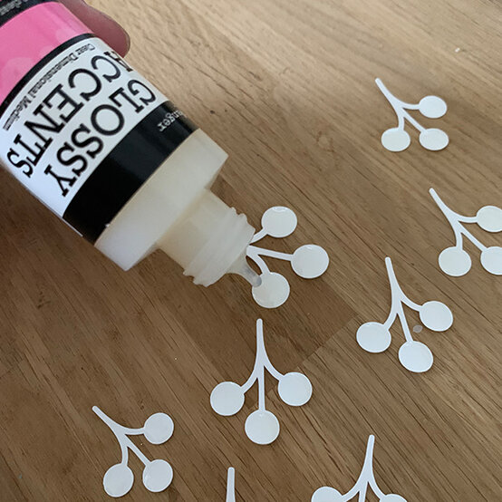 cricut-white-wreath-4.jpg?sw=554&q=85