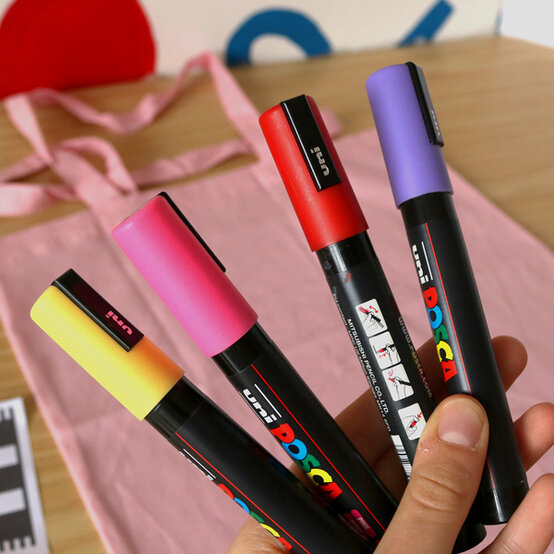 idea_illustrated-tote-bag_step4.jpg?sw=554&q=85